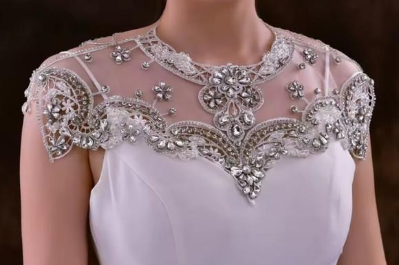 Capa de Ombro Bordada para Vestido de Noiva ou de Festa