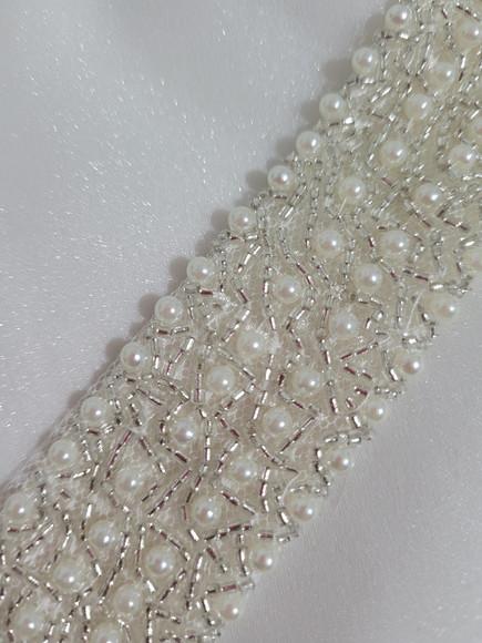 Cinto Bordado com Pérolas - Aplique 80cm