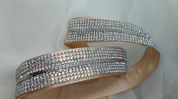 Cinto com strass Boreal (Furta coror) rosa e metal prata