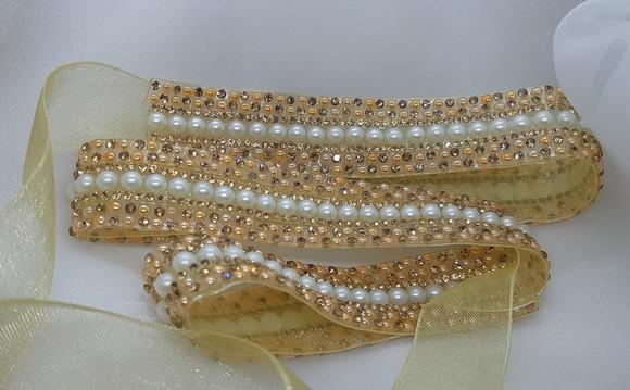 Cinto De Strass Dourado E Pérolas