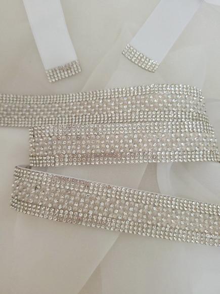 Cinto de Strass e Mini Pérolas Sob Medida