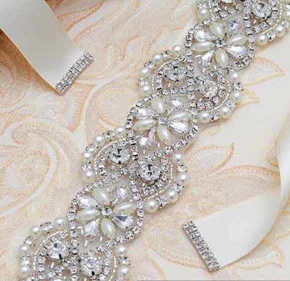 Cinto de Strass e Pérolas