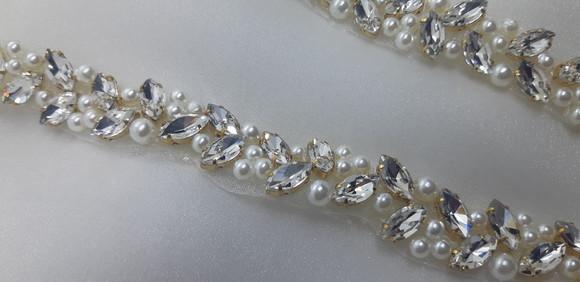 Cinto de Strass e Pérolas Dourado
