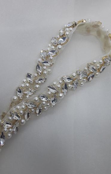 Cinto de Strass e Pérolas Dourado