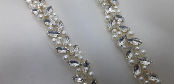 Cinto de Strass e Pérolas Dourado