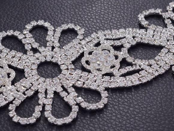 Cinto de strass flores de cristal 3 cores