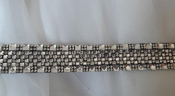 Cinto de Strass Prata Efeito Brilhante