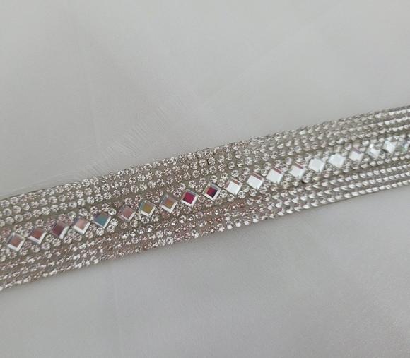 Cinto Prata de Strass Losangos- Várias Cores de Fita.