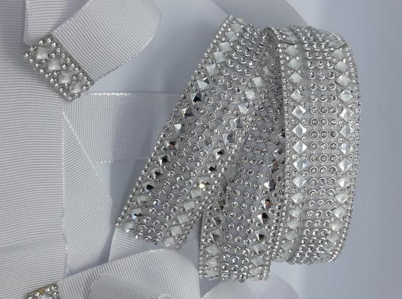 Cinto Prateado com Strass e Mini Espelhos