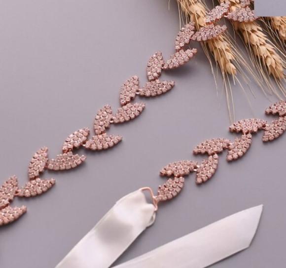 Cinto Rosé Gold Folhas de Strass