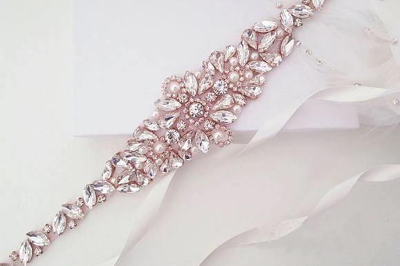 Cinto Rosé Gold Grande de Strass e Pérolas