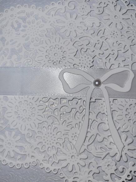 Convite Branco Perolado com Renda Incluindo Impressão