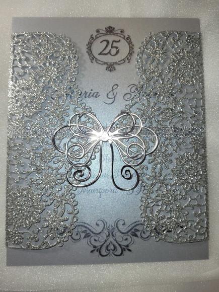 Convite Prateado Flores com Glitter