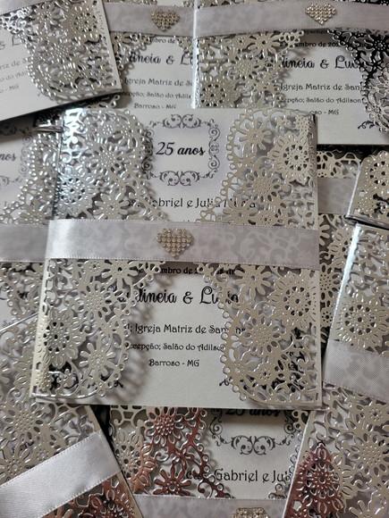 Convite Rendado Prata Laminado Completo com Impressão