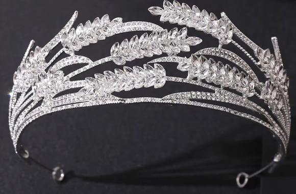 Coroa Tiara de Pedraria Folhas de Trigo