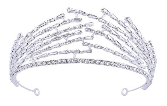 Coroa Tiara luxo de strass prata ou dourada
