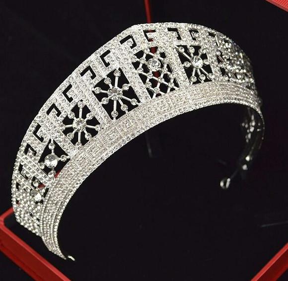Coroa Tiara Quadriculado de Strass