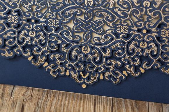 Kit com 75 envelopes rendados azul com dourado + impressão