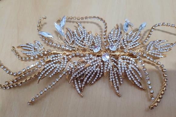 Presilha com Aplique Flores de Strass para Cabelo