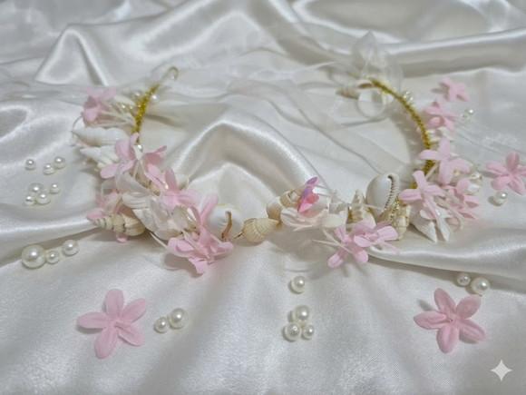 Tiara de Conchas, Flores e Pérolas