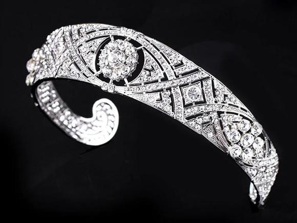 Tiara Prata para Noiva com Strass