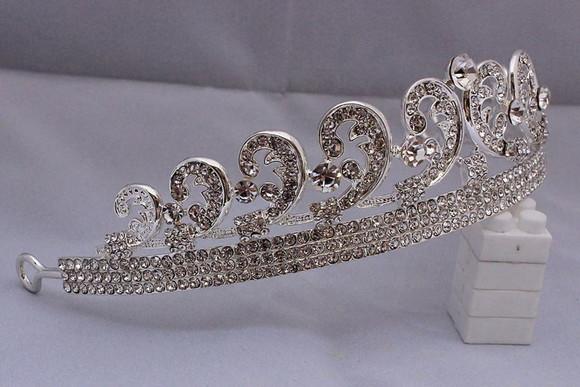 Tiara Real de strass para noivas