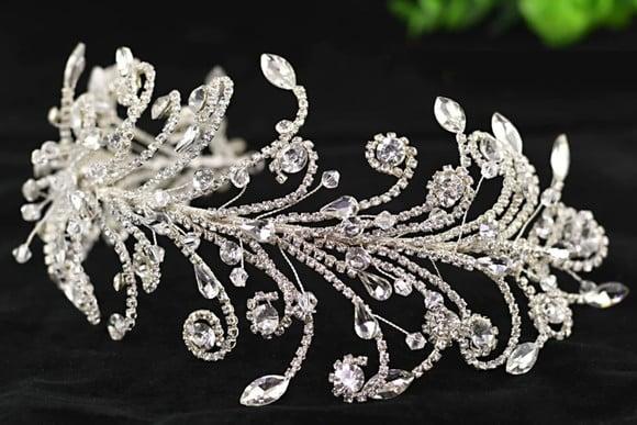 Arranjo de cabeça arabescos de strass