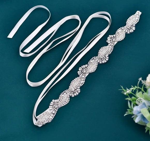 Cinto Bordado com Strass