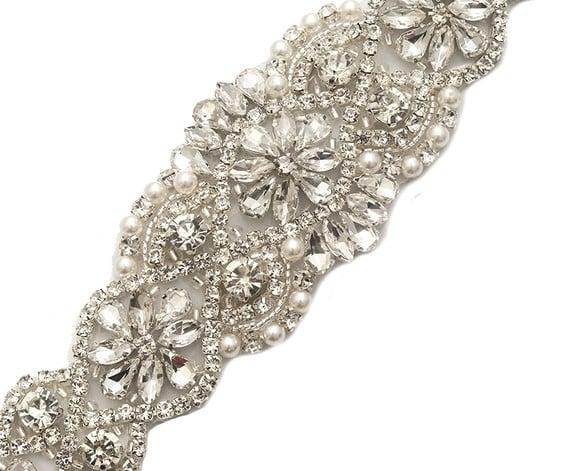 Cinto Bordado com Strass e Pérolas 80cm