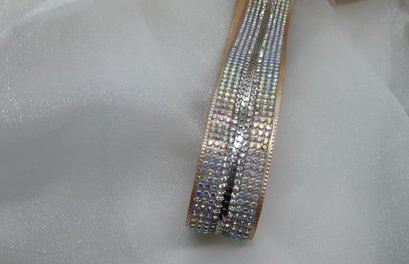 Cinto com strass Boreal (Furta coror) rosa e metal prata