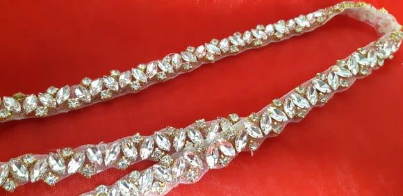Cinto de Strass Dourado Fino
