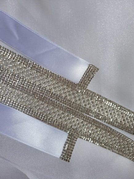 Cinto de Strass e Mini Pérolas Sob Medida