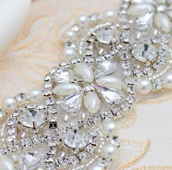 Cinto de Strass e Pérolas
