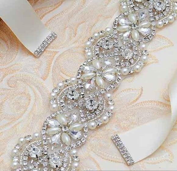 Cinto de Strass e Pérolas