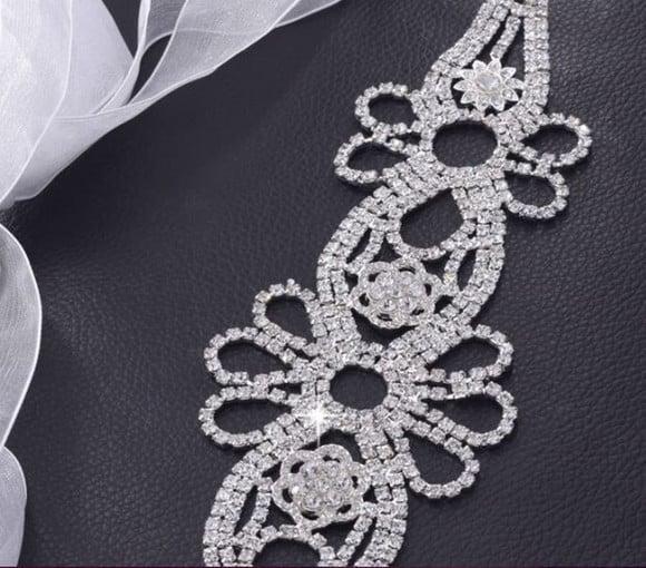 Cinto de strass flores de cristal 3 cores