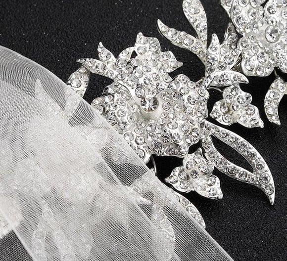 Cinto de strass flores e folhas prateado vestido de noiva