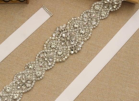 Cinto de Strass Prata Aplique Grande 57cm