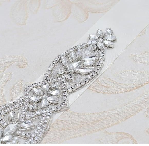 Cinto de strass prata luxuoso