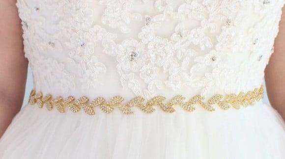 Cinto Dourado Folhas de Strass