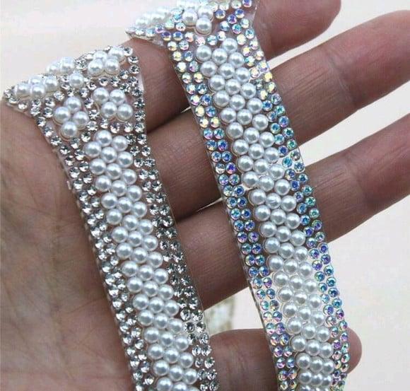Cinto Flor de Pérolas e Strass