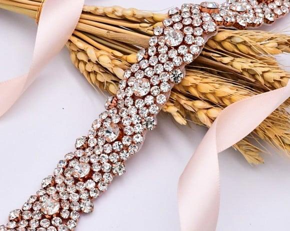 Cinto Luxuoso de Strass Rosé Gold