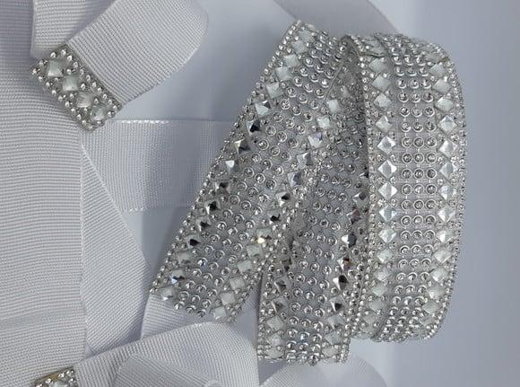 Cinto Prateado com Strass e Mini Espelhos