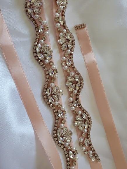 Cinto Rose Gold com Pedras e Pérolas