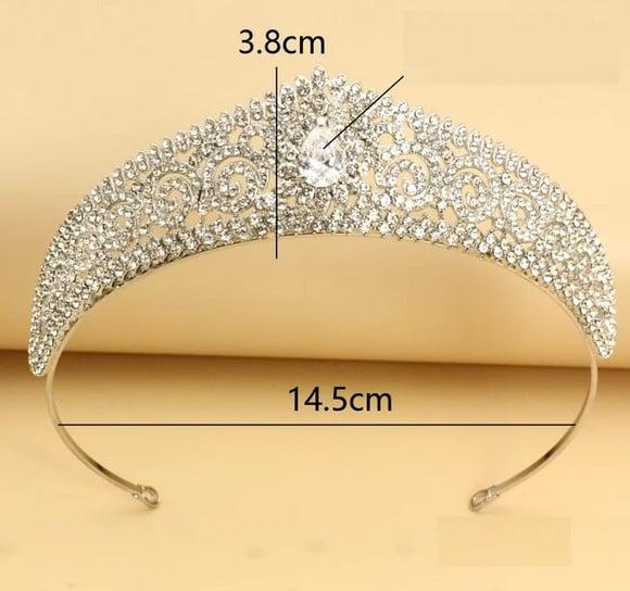 Coroa Tiara de Pedraria Luxo