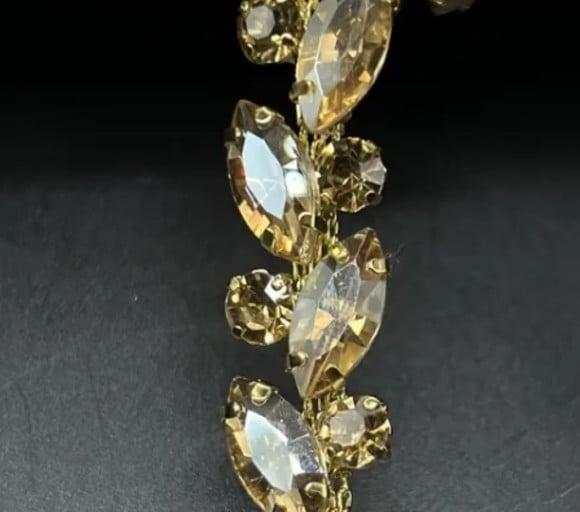 Corrente Dourada Folhas de Strass (em Vidro)