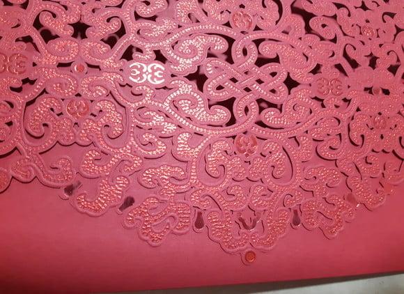 Envelope Rendado Vermelho para convite
