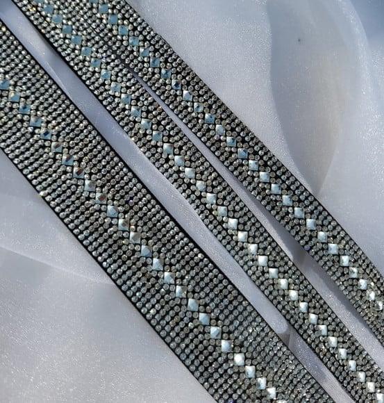 Kit com Cinto e Alças de Strass