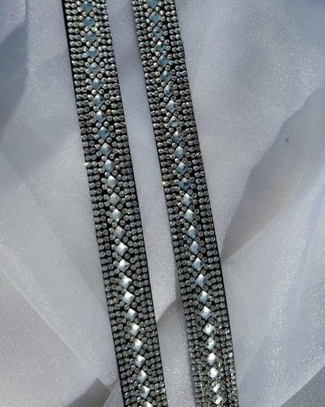 Kit com Cinto e Alças de Strass