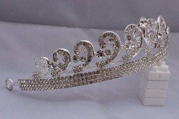 Tiara Real de strass para noivas