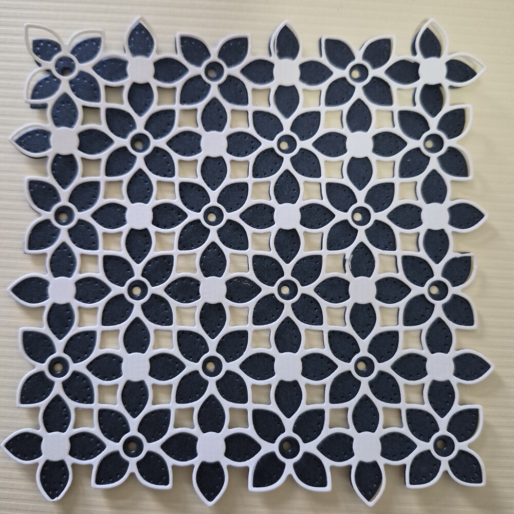 Aplique rendado duplo 12 X 12 cm - 10 kits